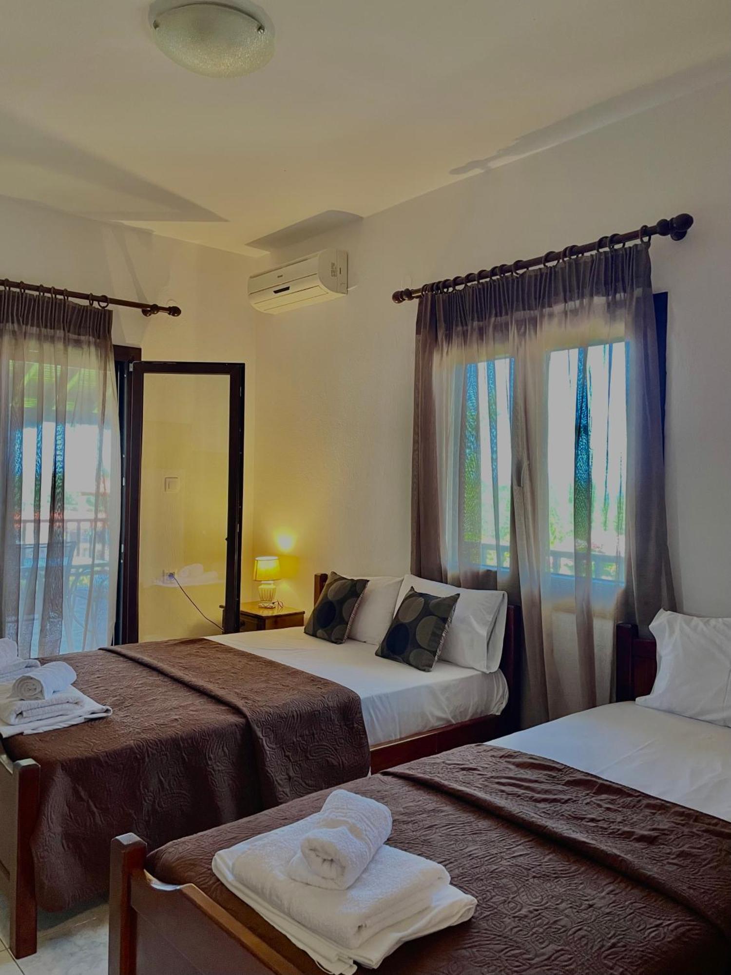 anna dani Apartment Vourvourou Bagian luar foto