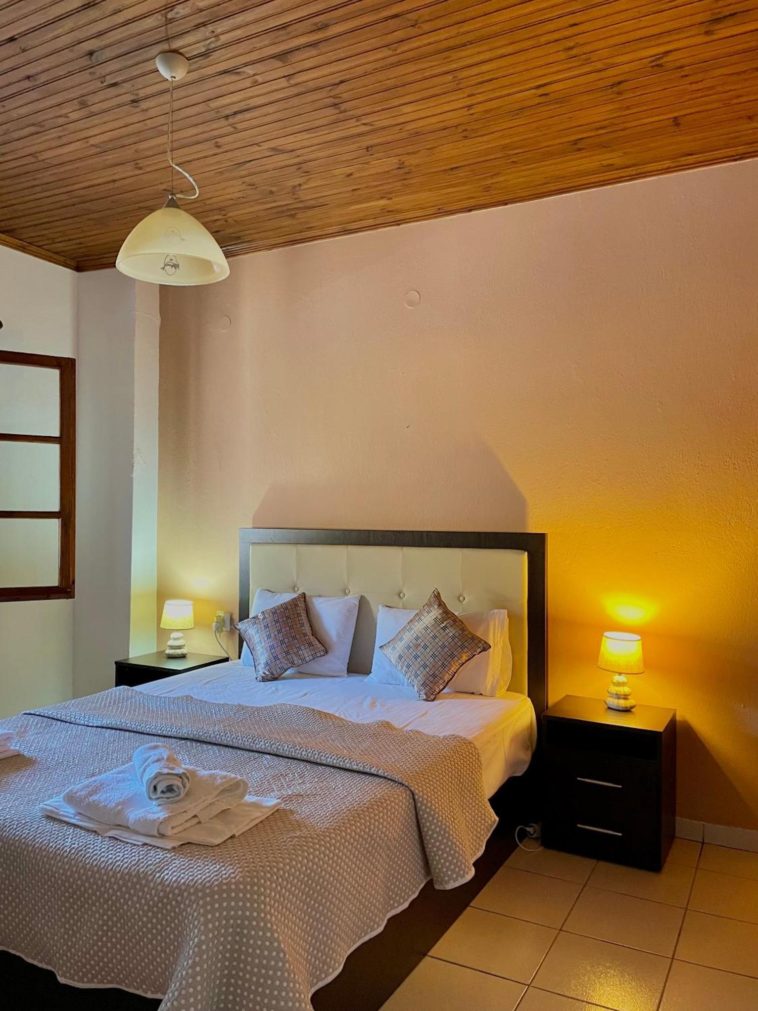 anna dani Apartment Vourvourou Bagian luar foto