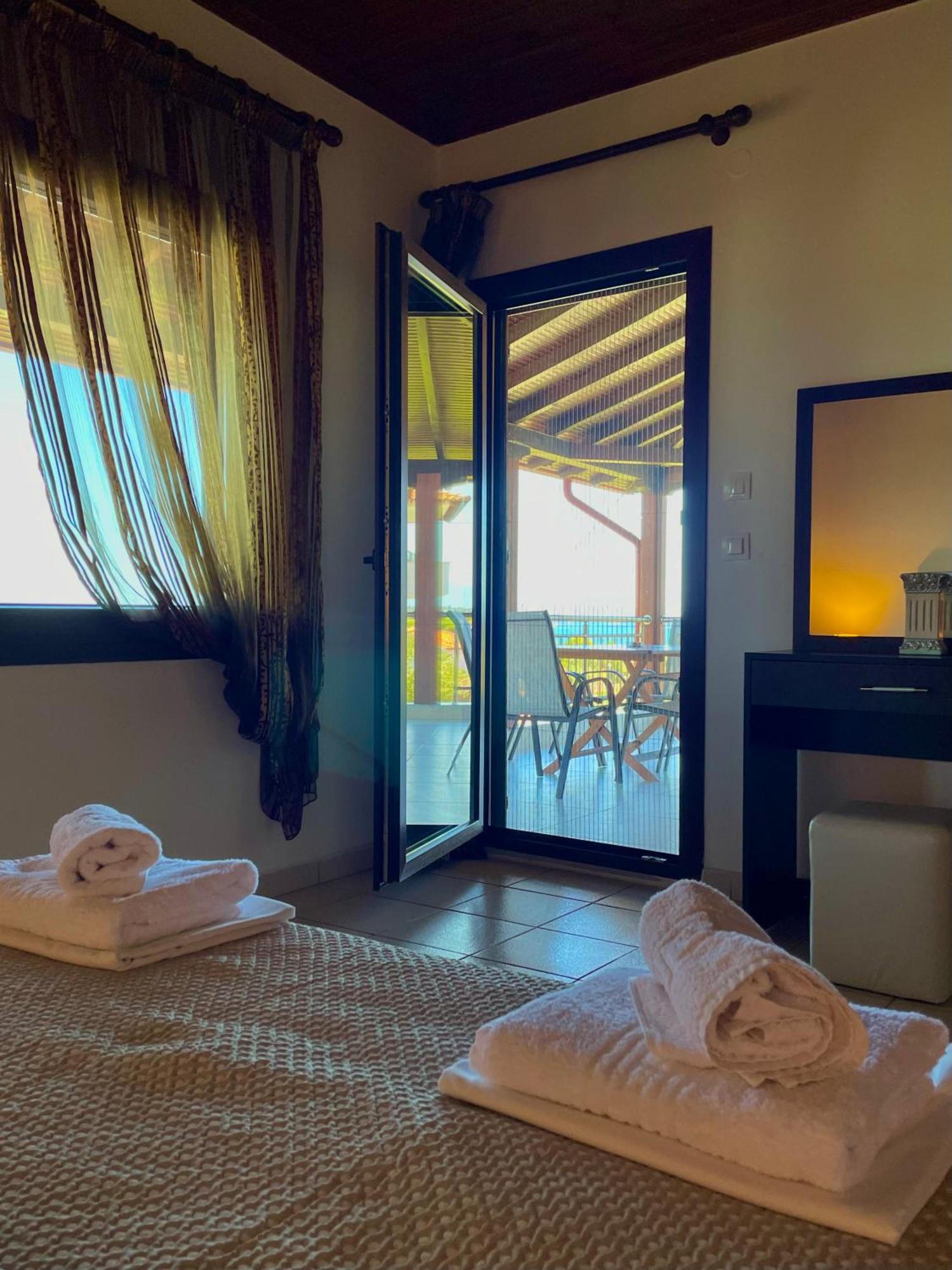 anna dani Apartment Vourvourou Bagian luar foto