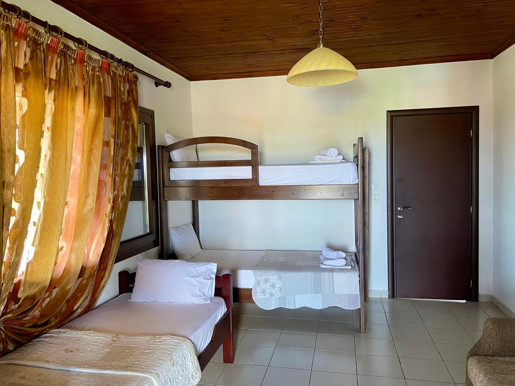 anna dani Apartment Vourvourou Bagian luar foto