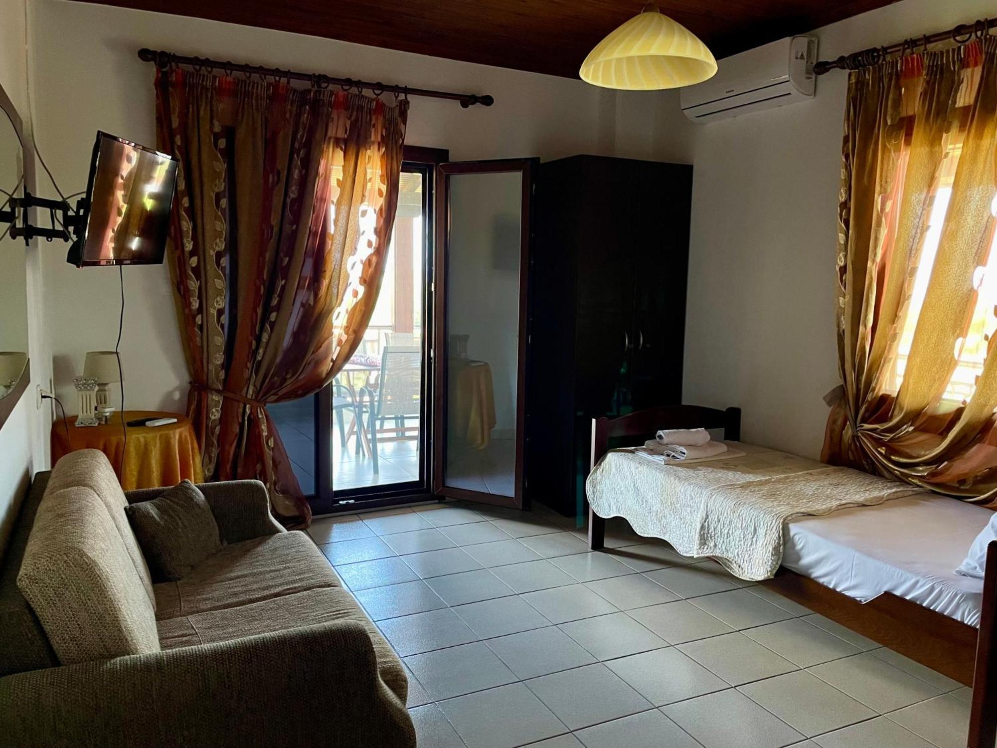 anna dani Apartment Vourvourou Bagian luar foto