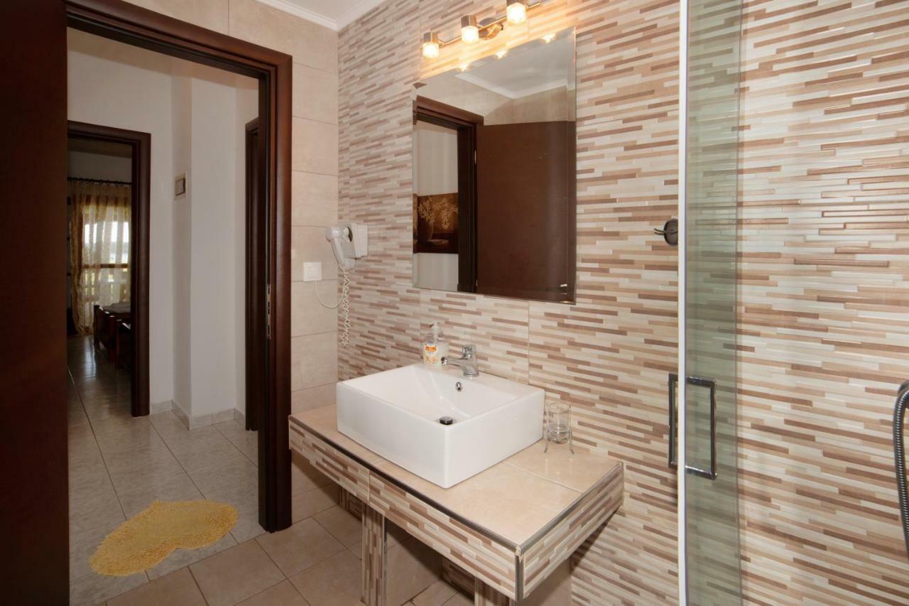 anna dani Apartment Vourvourou Bagian luar foto